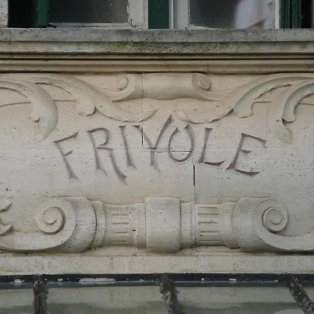 Frivole Bed & Breakfast *