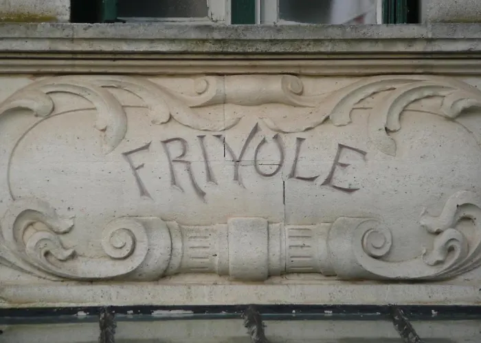 Frivole Bed & Breakfast 3*